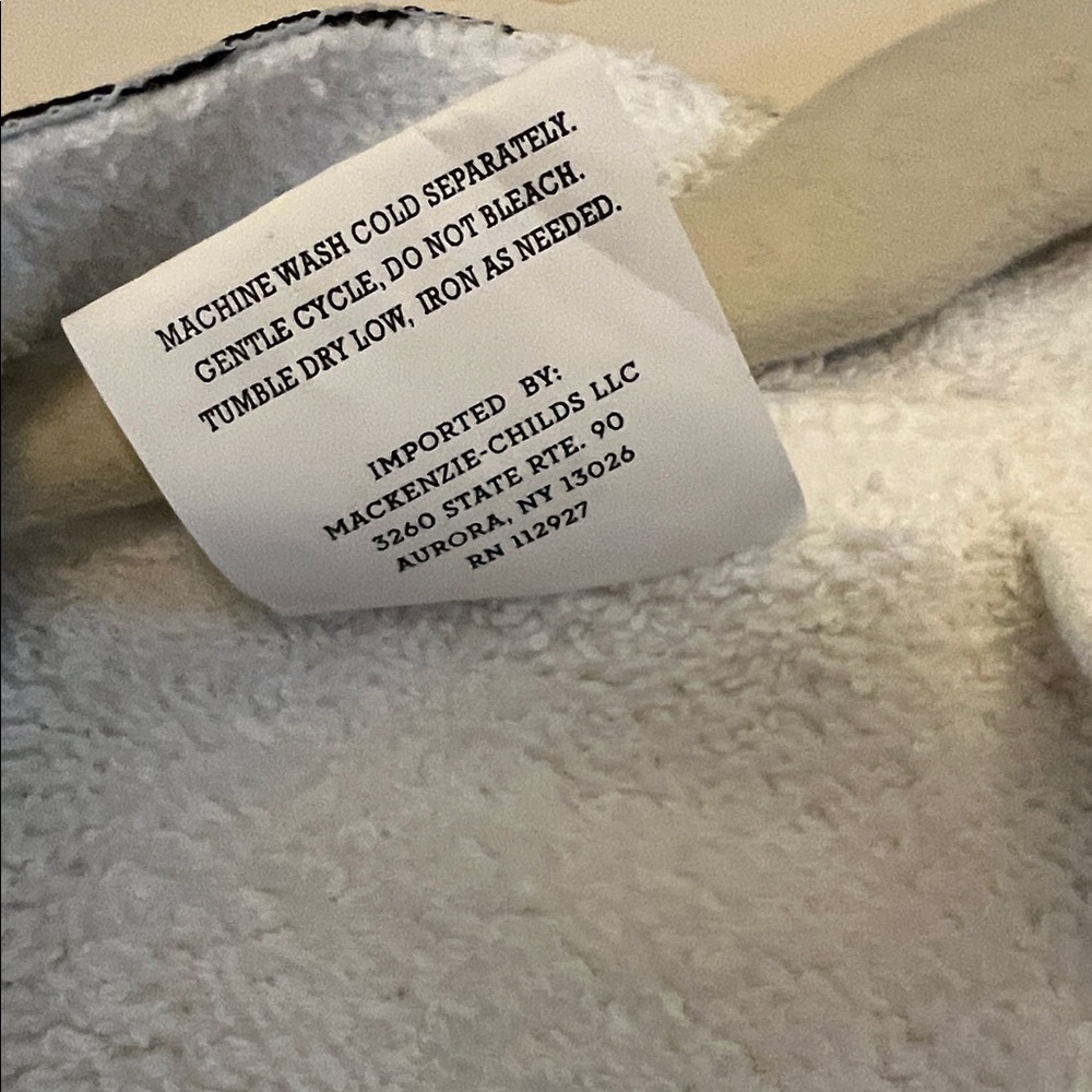 MacKenzie-Childs White Courtly Spa Robe - Picture 3 of 8